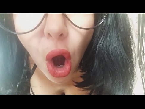 ❤️ Sayang, ibu tirimu tidak mengizinkanmu pergi ke sekolah hari ini... Aku sangat membutuhkanmu... ❤❌ Video sialan  di id.porn-mate.ru